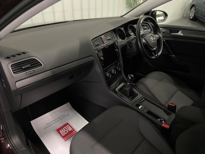 2017 Volkswagen Golf