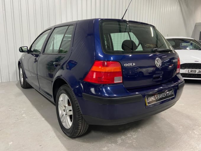 2003 Volkswagen Golf