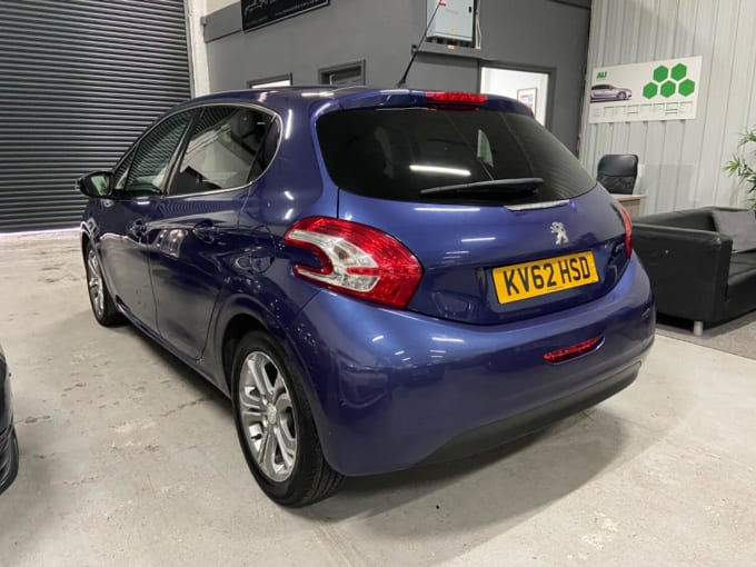 2012 Peugeot 208