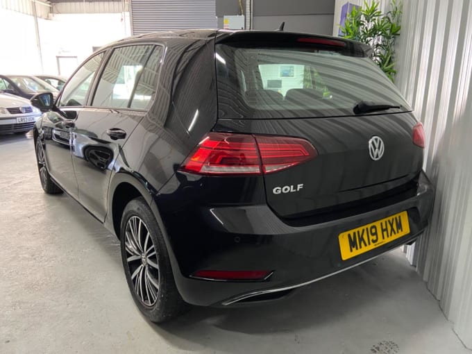2019 Volkswagen Golf