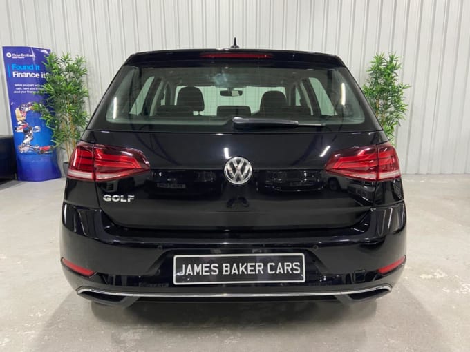 2019 Volkswagen Golf