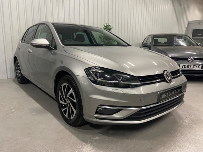 2019 Volkswagen Golf