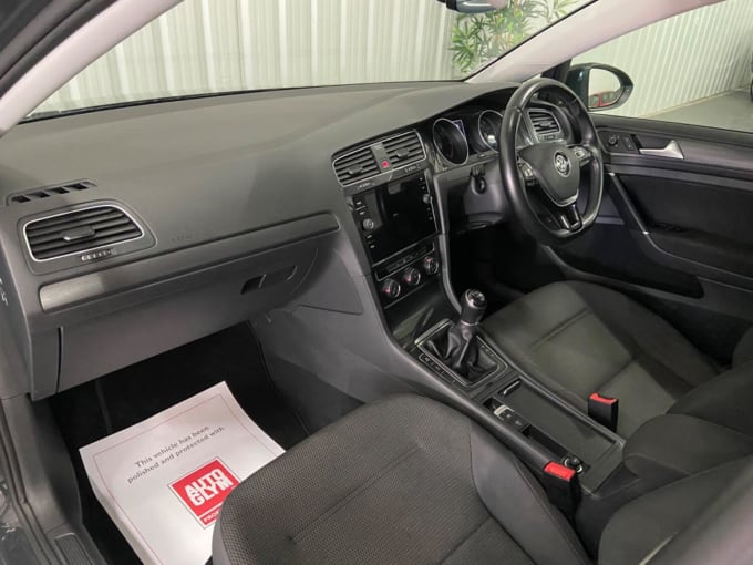 2017 Volkswagen Golf