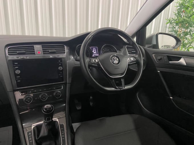 2019 Volkswagen Golf