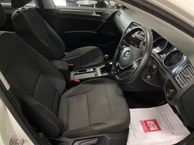 2017 Volkswagen Golf