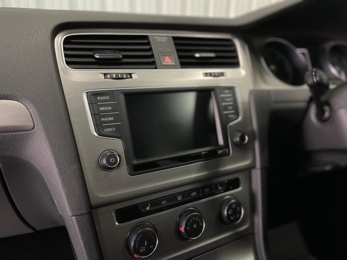 2016 Volkswagen Golf