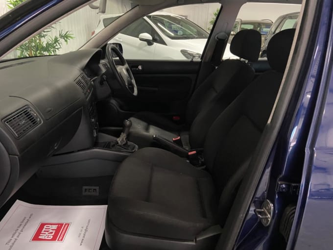 2003 Volkswagen Golf