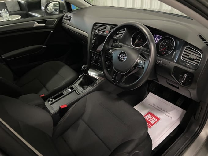 2019 Volkswagen Golf