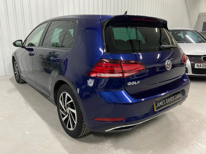 2019 Volkswagen Golf