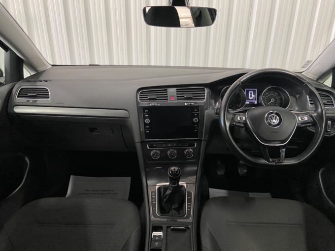 2017 Volkswagen Golf