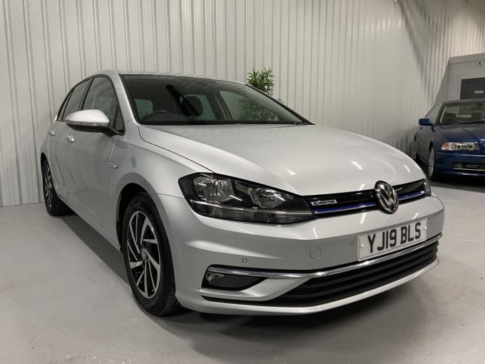 2019 Volkswagen Golf