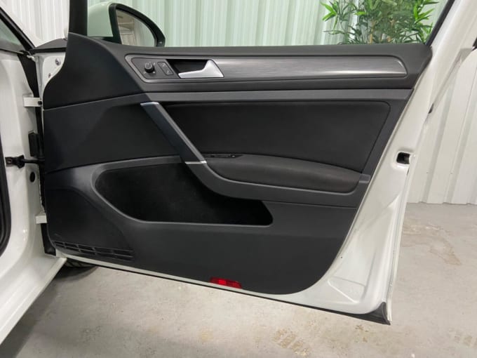 2017 Volkswagen Golf