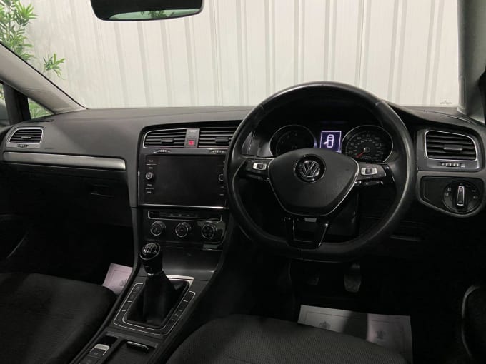 2019 Volkswagen Golf