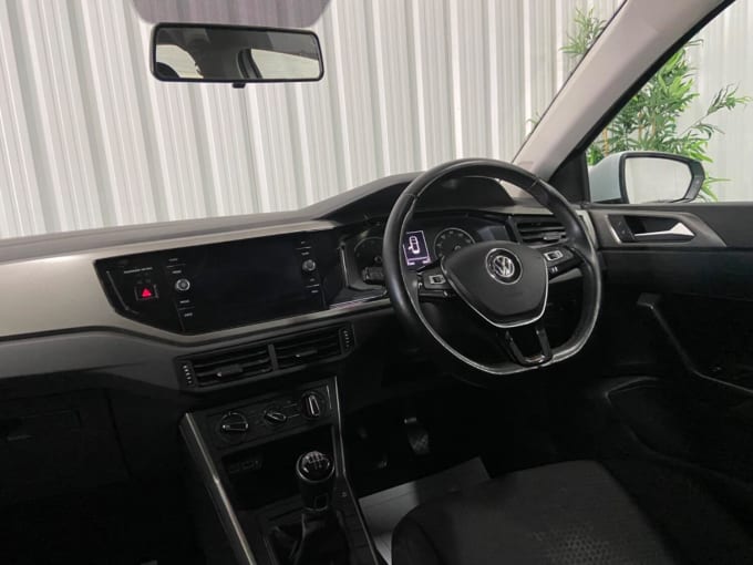 2018 Volkswagen Polo