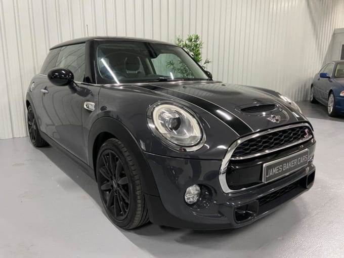 2017 Mini Hatch