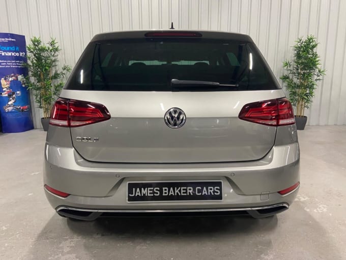 2019 Volkswagen Golf