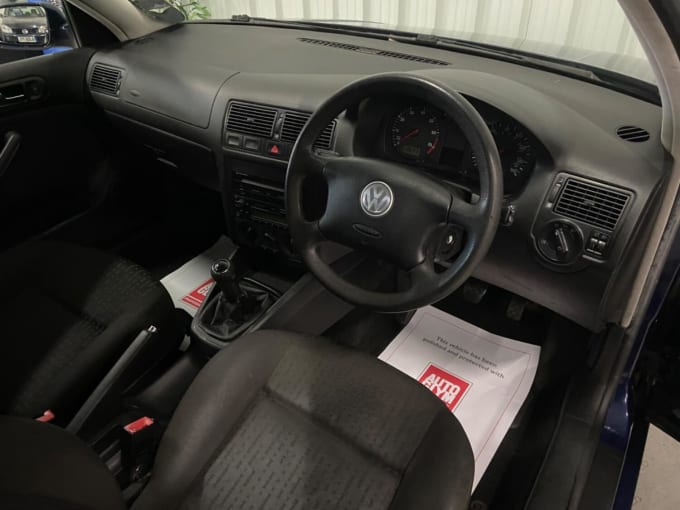2003 Volkswagen Golf