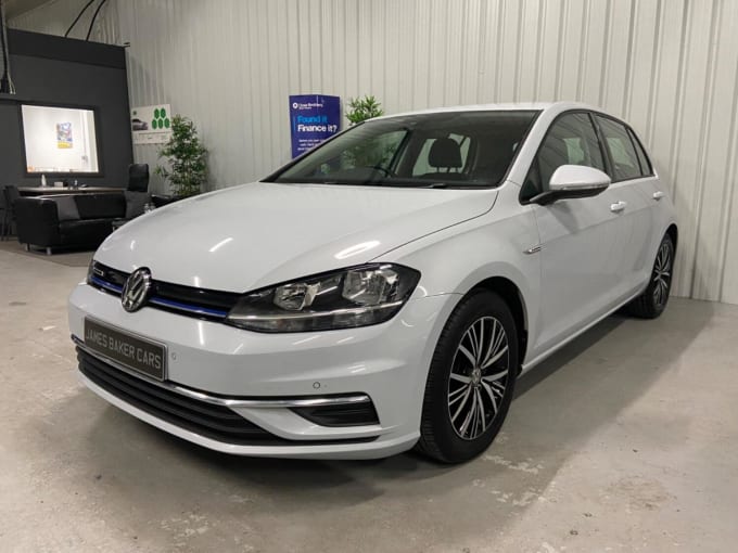 2019 Volkswagen Golf