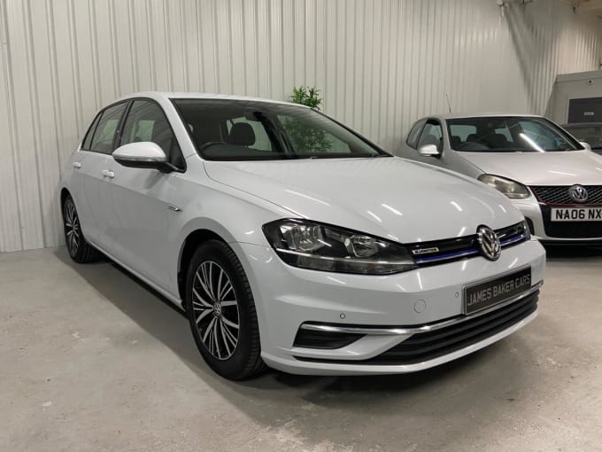 2019 Volkswagen Golf