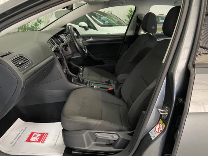 2017 Volkswagen Golf