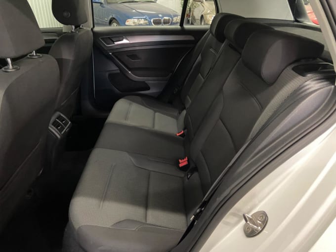 2017 Volkswagen Golf