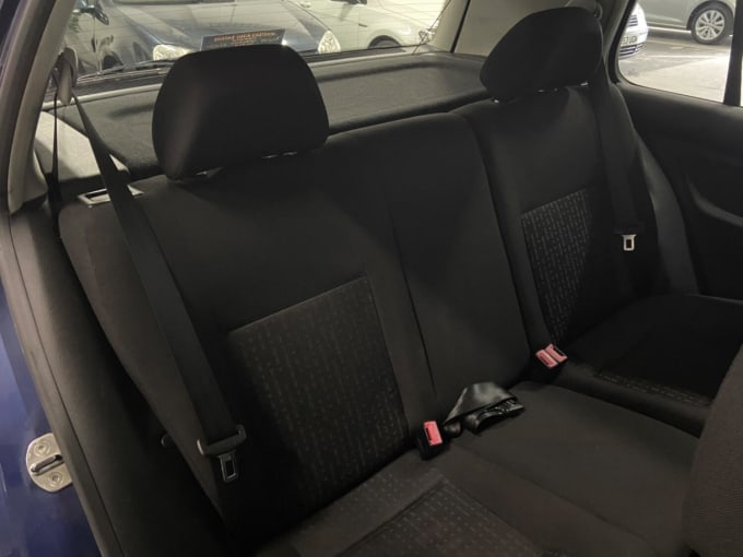 2003 Volkswagen Golf