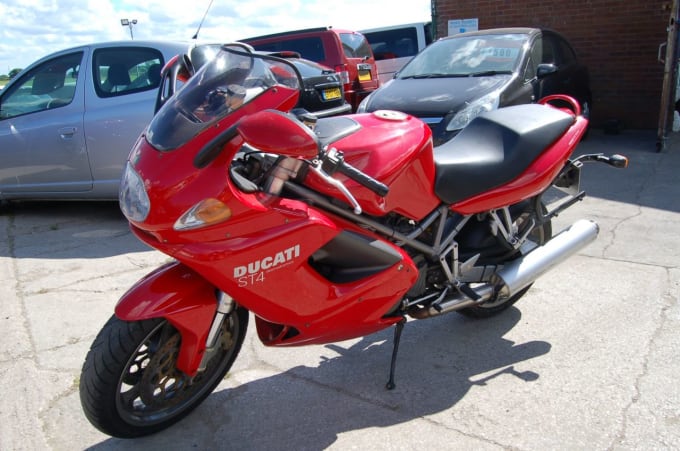 2001 Ducati St4