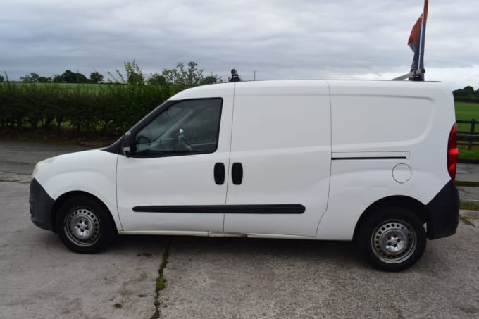 2024 Vauxhall Combo