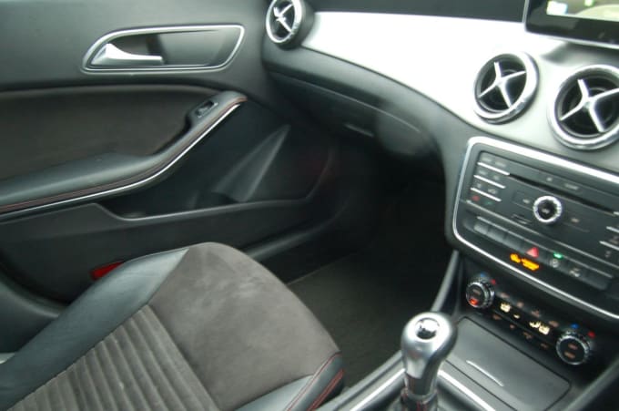 2025 Mercedes-benz Cla