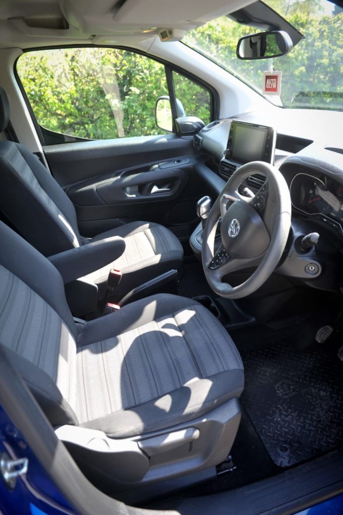 2025 Vauxhall Combo Life