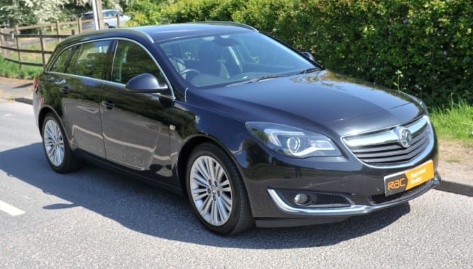 2025 Vauxhall Insignia