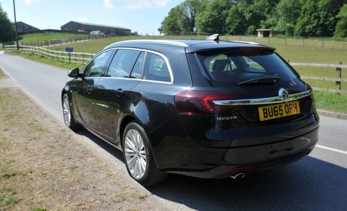 2025 Vauxhall Insignia