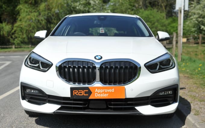 2025 BMW 1 Series