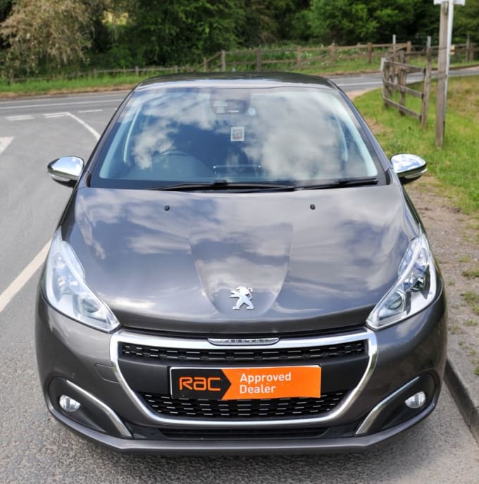 2025 Peugeot 208