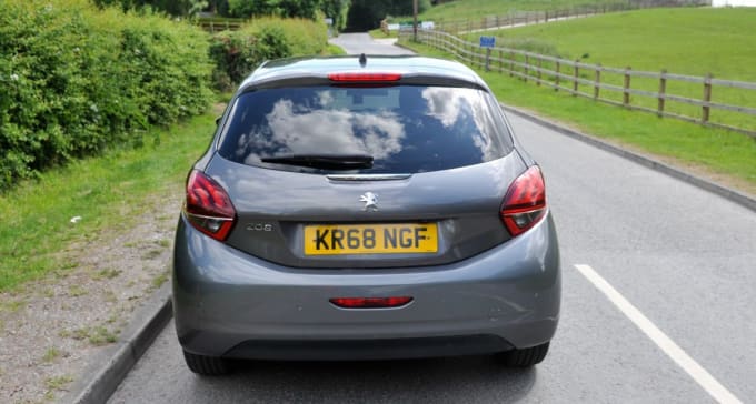 2025 Peugeot 208