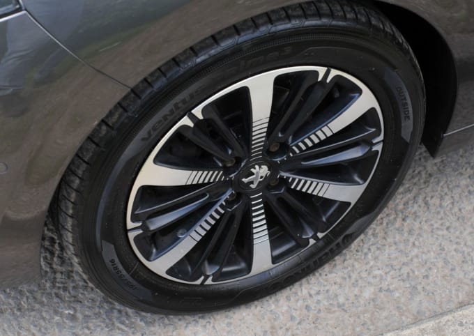 2025 Peugeot 208