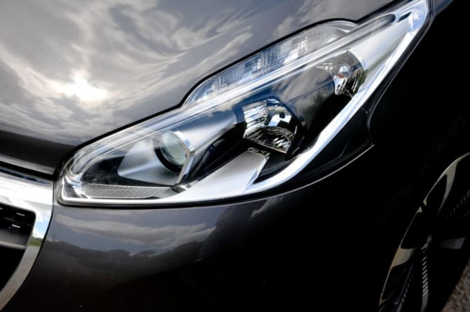2025 Peugeot 208