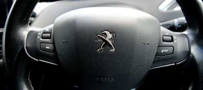 2025 Peugeot 208