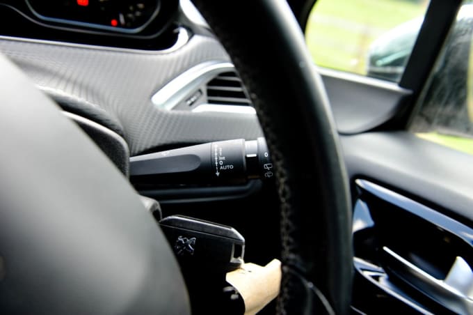 2025 Peugeot 208