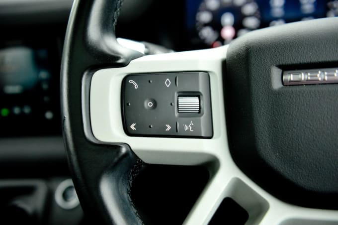 2025 Land Rover Defender
