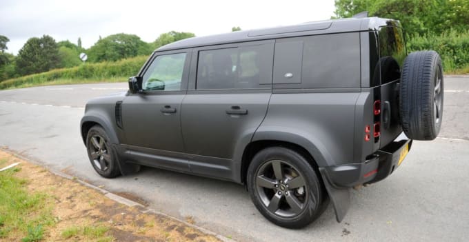 2025 Land Rover Defender
