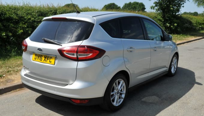 2025 Ford C-max