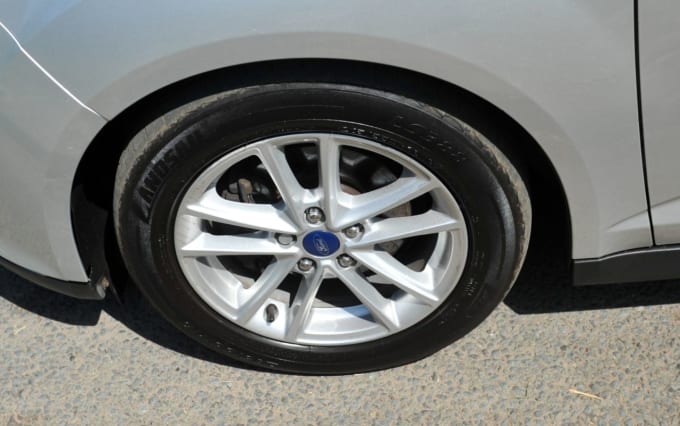 2025 Ford C-max