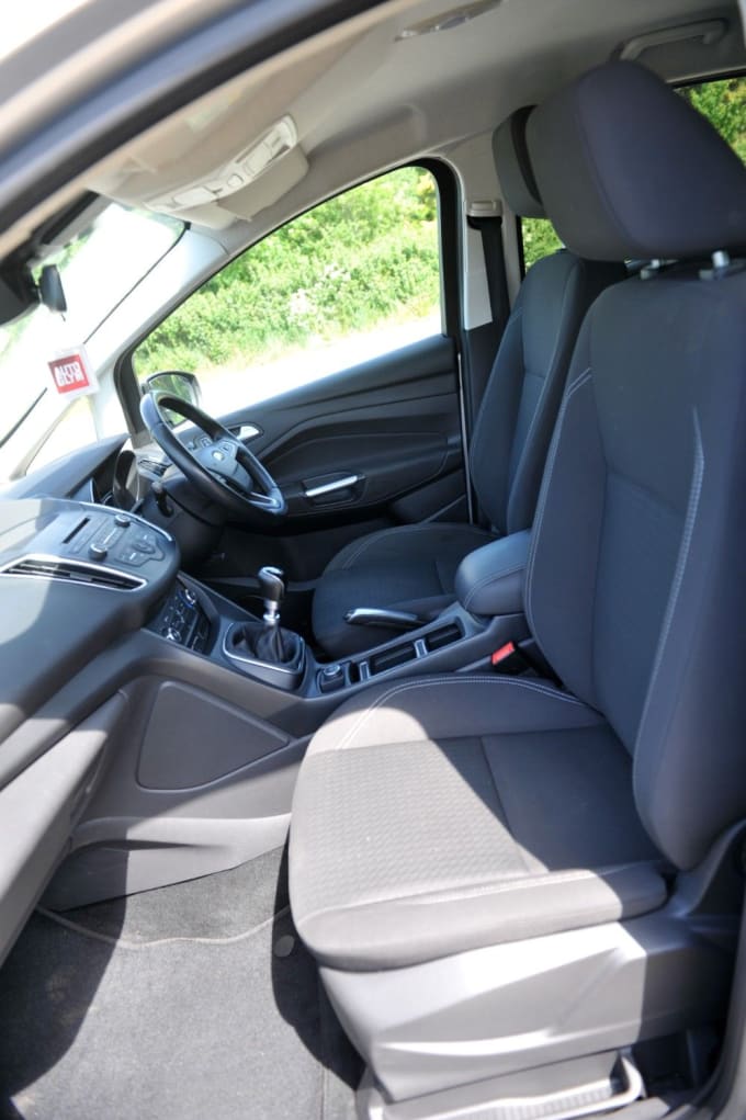 2025 Ford C-max