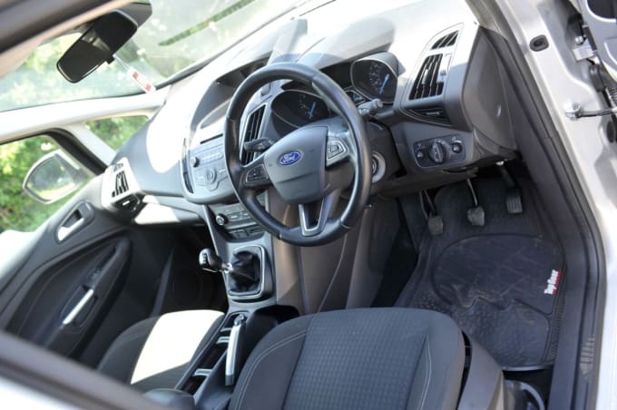 2025 Ford C-max