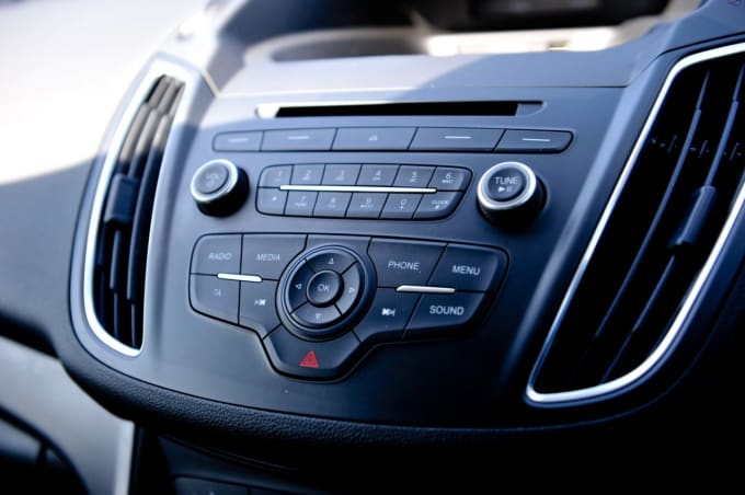 2025 Ford C-max
