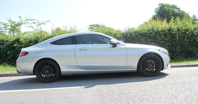 2025 Mercedes-benz C-class