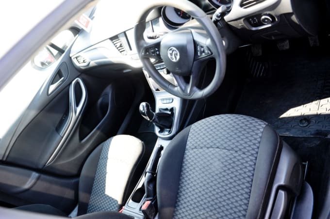 2025 Vauxhall Astra