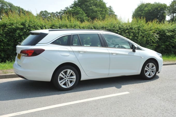 2025 Vauxhall Astra