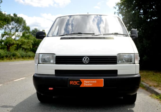 2025 Volkswagen Transporter